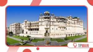 How African Palaces Reflect Power and Prestige