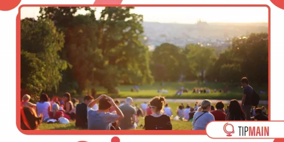 How Public Spaces Influence Community Life