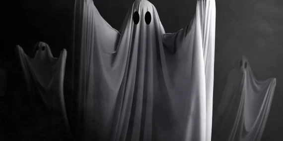 Why People Believe in Ghosts: Psychology and Culture